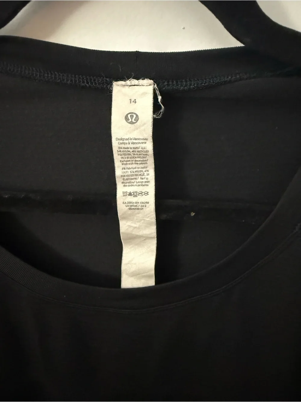 lululemon athletica Swiftly Tech Short Sleeve Shirt 2.0, Waist Lenght